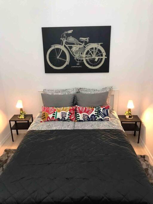 Perfect Location,Newly Decorated Modern, Large Place 60 M2, Really Quiet So You Can Have A Good Night Sleep, Ac, Netflix, Smart Tv, High-Speed Internet, World Famous New York Cafe Only 10 Minutes Walk Budapeste Exterior foto